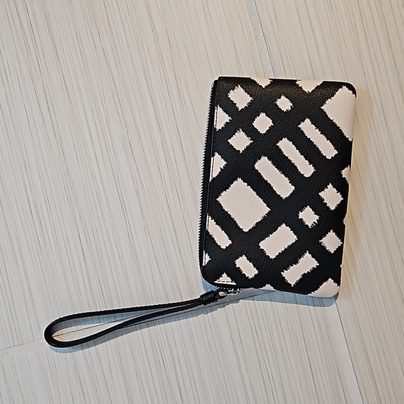 Coach clutch - Picture 2 of 3